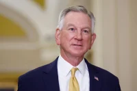 Tommy Tuberville says many airline workers are in furry community