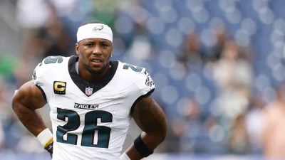 Devonta Smith Injury: Eagles receiver misses Thursday practice ahead of Monday night Bears game