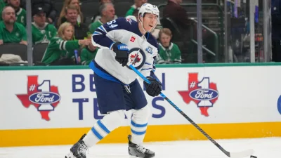 Logan Stanley signs one-year contract with the New York Islanders