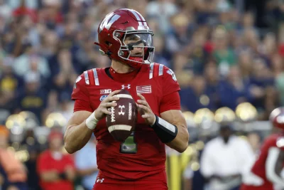 Wisconsin Vs Penn State: experts are split, the line keeps moving, and the Badgers are suddenly a live cover play