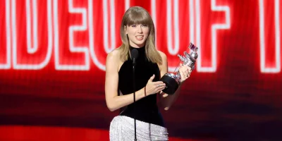 Taylor Swift Music Sets 32 VMA Wins for MTV Record