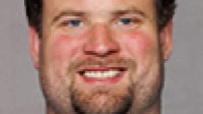 Kevin Zeitler worked out for the Packers on Tuesday as Green Bay searches for stability up front