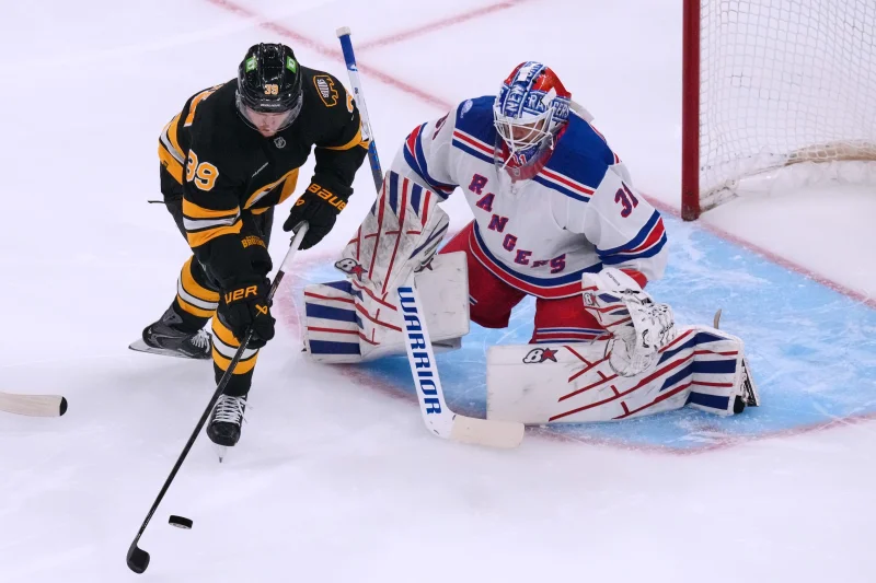 Igor Shesterkin makes 20 saves in 3-0 loss to Bruins as Rangers' defensive structure breaks down