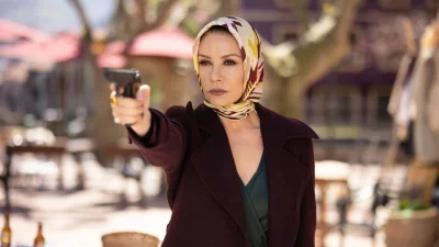 Catherine Zeta-Jones carries Kill Jackie into The Guardian review