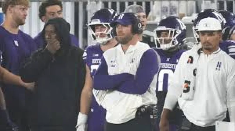 Why Northwestern Football Coach Can Take Encouragement From a Tale of Two Halves in Bloomington