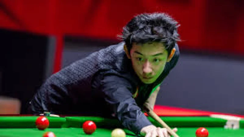 Wu Yize moved within a frame of victory against Judd Trump in Shenzhen