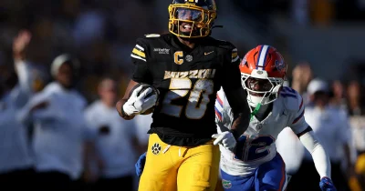 Jamal Roberts powers Missouri past Florida as New Top 25 College Football Rankings shift again