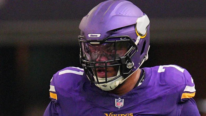 Donovan Jackson's Week 4 knee injury is a problem the Minnesota Vikings cannot shrug off