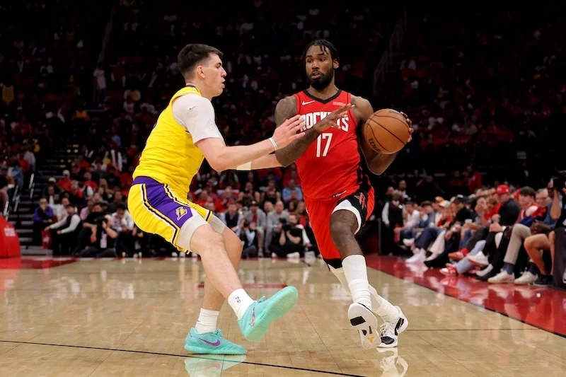 Multiple failed Lakers attempts finally led to Walker Kessler deal, with Jake Laravia in the broader picture