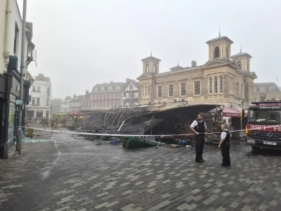 London Fire Brigade Tackles Kingston Fire, Eight Evacuated
