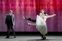 Rory Kinnear anchors The Standard of Living at Theatre Royal Haymarket