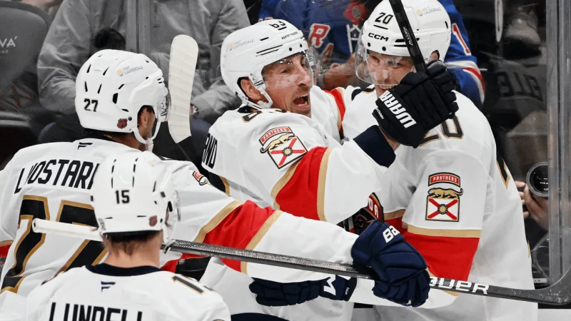 Brad Marchand scores in season debut after offseason surgery