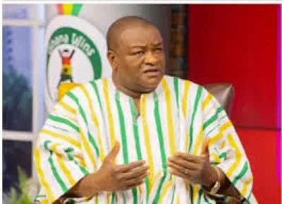 Dinah Bonzi warns after seven arrests over Ghanaian Cedi bouquets