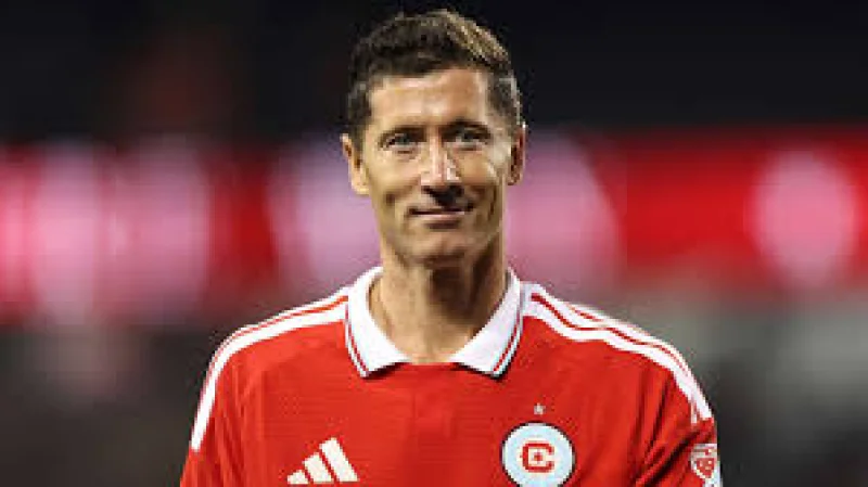 Lewandowski-Müller reunion postponed by wildfires is finally set for Tuesday night — Vancouver Vs Chicago