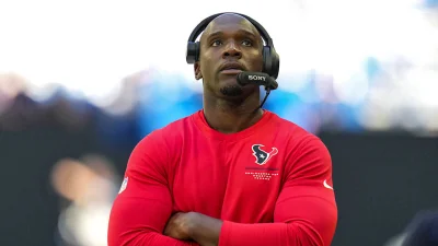 DeMeco Ryans takes over after Texans' 0-4 start, putting Matt Burke under the spotlight
