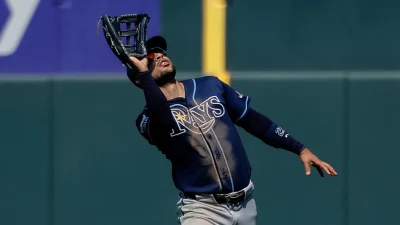 Catwalk ball leads to Victor Mesa Jr. catch in Game 2 of the ALDS