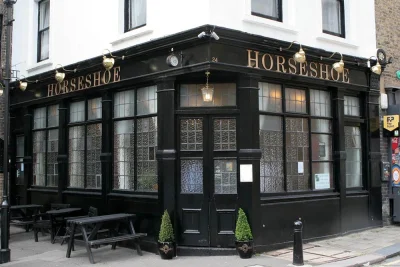 Daniel Craig Pub takeover brings The Horseshoe to Clerkenwell
