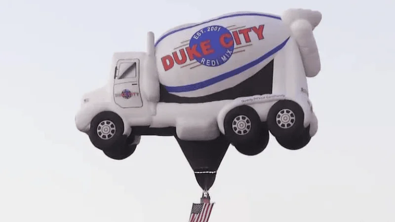 Mark Meyer flies Beach Bound at Balloon Fiesta rodeo