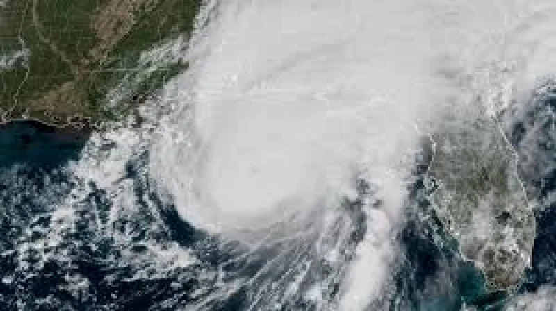 Rick Scott Urges Florida Hurricane Evacuations as Isaias Hits Florida