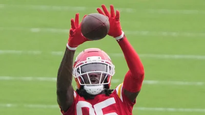 Justin Watson could return to the Chiefs practice squad