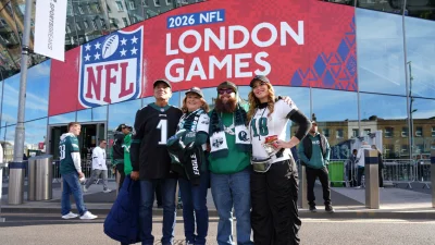 Jeremiah Trotter Jr. and the opening kickoff chaos in London