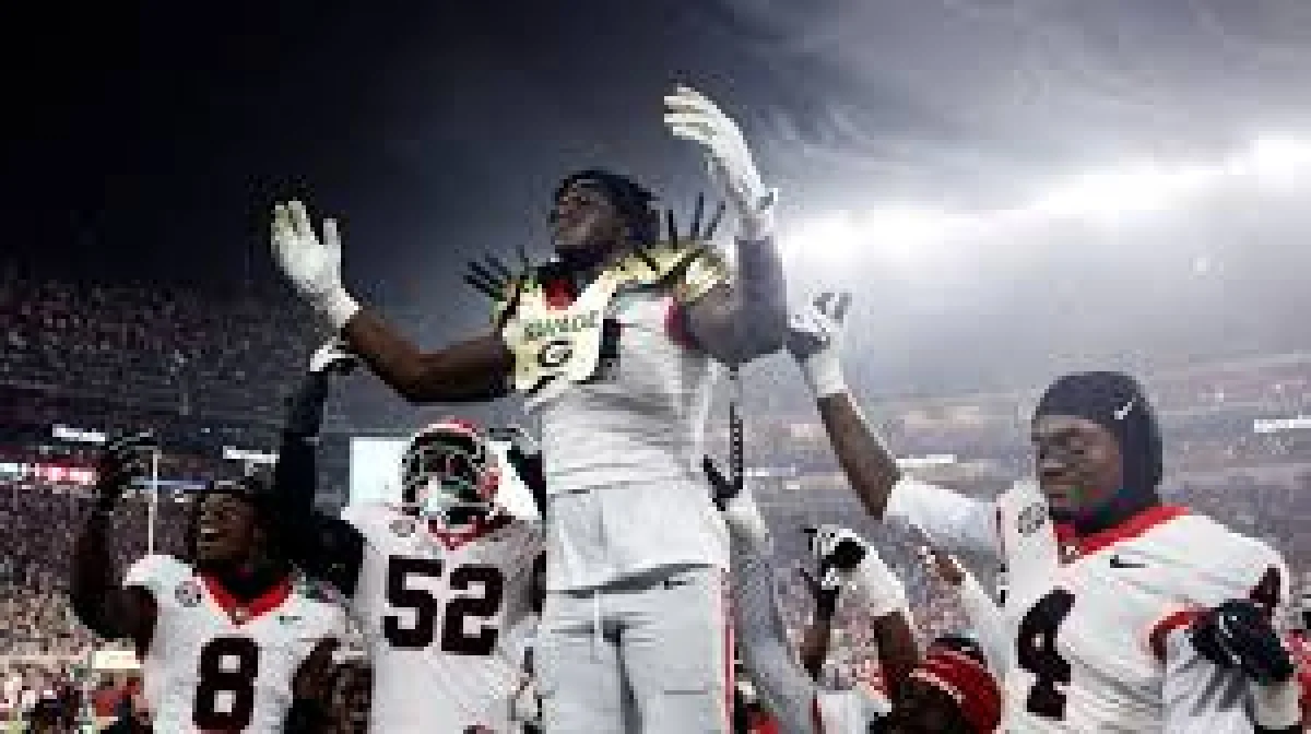 US LBM Coaches Poll Lays Out the 2026 College Football Rankings Picture ...