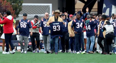 Patriots Standings Take a Back Seat as 32 Return for 2001 Anniversary at Gillette Stadium