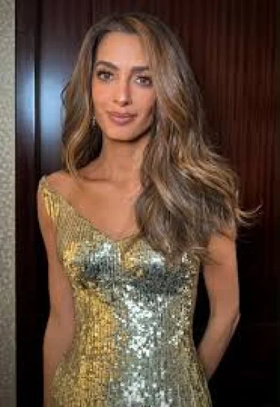 Amal Clooney Debuts Gold Gown at The Albies in London — Amal Clooney Gold Dress The Albies