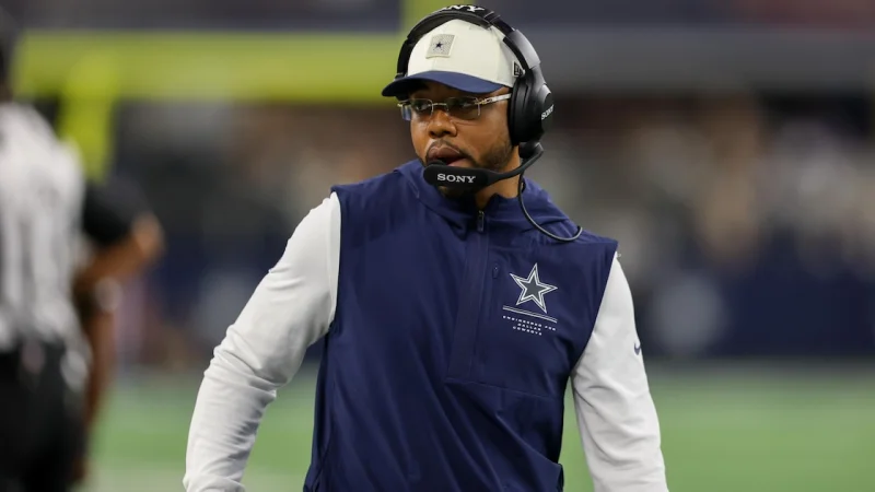 Mike Pettine: Don "Wink" Martindale says Christian Parker is being "outclassed" and offers help to the Cowboys