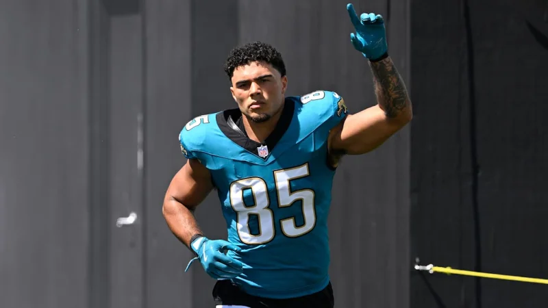 Woody Marks leads Waiver Wire Week 6 targets after Texans backfield opening