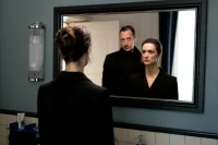 Friederike Becht Leads The Trap On Netflix Psychological Thriller