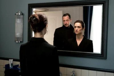 Friederike Becht Leads The Trap On Netflix Psychological Thriller