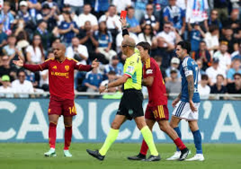 Donyell Malen straight red in Roma’s 0-0 draw with Como — Como Vs debate was always going to be about the decision