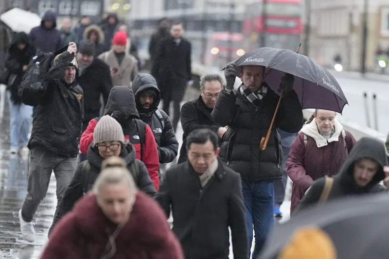 Ian Lisk Warns Meteorologist Weather Shift at Airports UK Conference