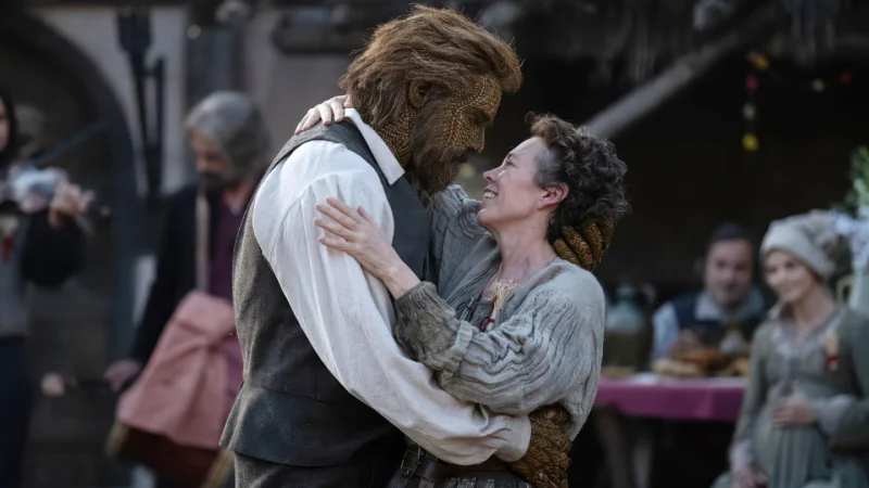 Olivia Colman Pushes Wicker Movie Into Viral Meme Territory