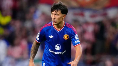 Barcelona Lisandro Martínez Transfer Interest: Manchester United defender's future questioned as contract runs down