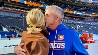 Sean Payton kisses Charissa Thompson on Week 6 broadcast