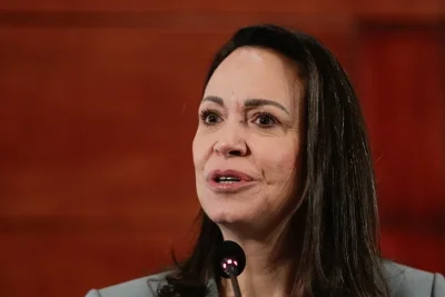 María Corina Machado denuncia exclusión en negociaciones de Caracas
