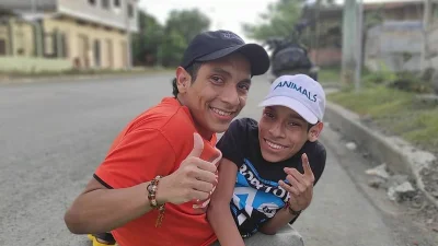 José Luis Cevallos muere con José Armando, Siamese Cats de Ecuador