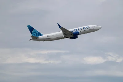 United Airlines Flight Ua941 Emergency Returns Safely to London Heathrow