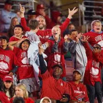 Stanford are five-touchdown favourites at home, but Elon arrive with a standout runner — Elon Vs Stanford