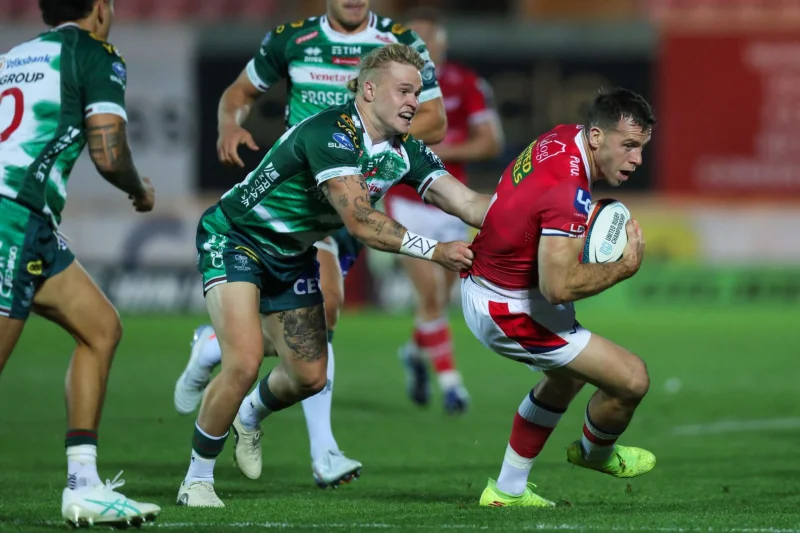 Sam Costelow starts at fly-half for Scarlets against Newcastle Red Bulls
