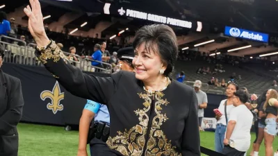 Gayle Benson backs Kellen Moore after Saints' 1-4 start