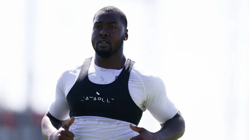 23 snaps in Mykel Williams' 2026 debut shows 49ers are easing him back
