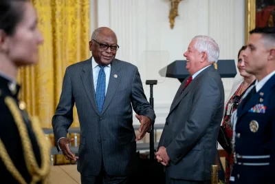 Trump ended Navatek Federal Contracts Bribery Probe into Graham, Clyburn
