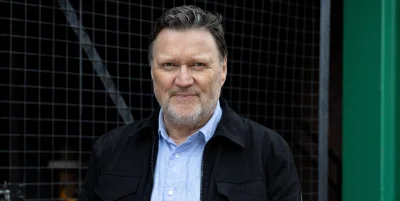 Ian Puleston-Davies Returns as Owen Armstrong After 11 Years