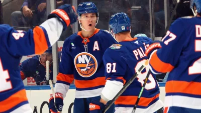 Matthew Schaefer's six-game home point streak bid headlines Kings Vs Islanders on Thursday