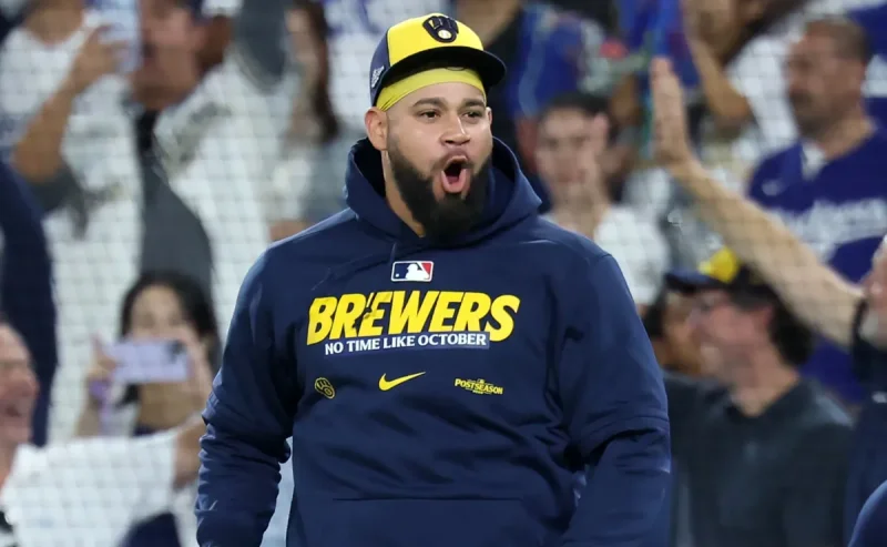 Gary Sanchez says ‘one never knows’ about Yankees reunion — Gary Sánchez keeps Bronx door open as free agency looms