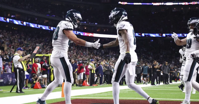 Dallas Goedert misses consecutive practices with knee injury — Eagles' No. 1 tight end is suddenly a major Monday-night concern
