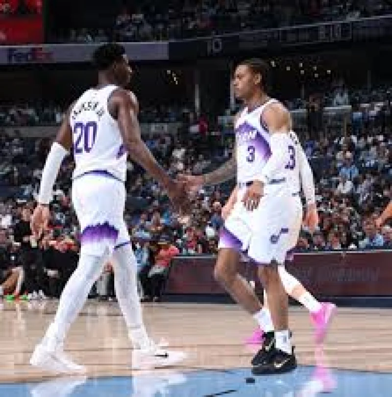Pelicans Vs Jazz: both teams opened with 18 turnovers, so this one may come down to who cleans up first